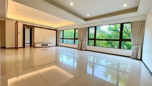 Apartment for rent NT$ 175 000 - Section 4, Ren'ai Road - 3 bedrooms