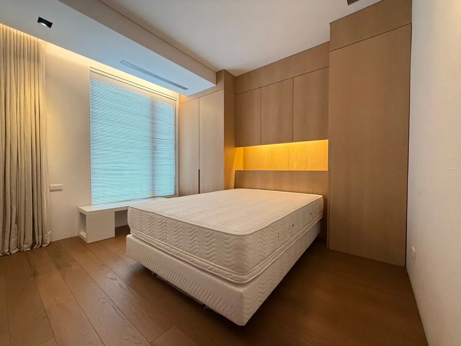 3 bedrooms apartment for sale TWD 39 800 000 - 34 ping - Taipei City,Songshan District slide 12