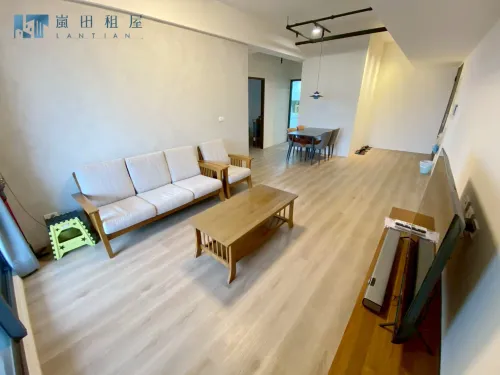 Apartment for rent TWD 23 000 - Gangxin 1st Rd - 3 bedrooms
