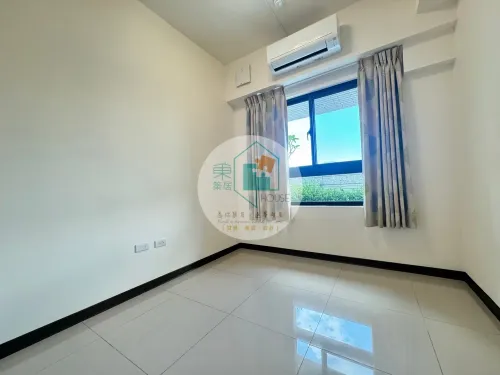 Apartment for rent TWD 30 000 -  - 3 bedrooms