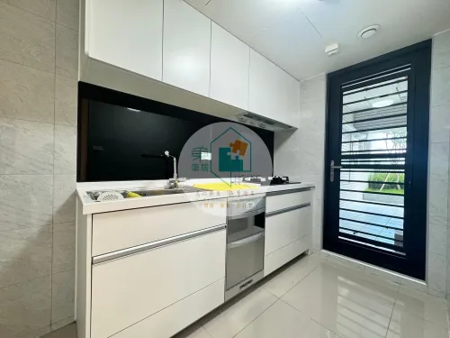 Apartment for rent TWD 30 000 -  - 3 bedrooms