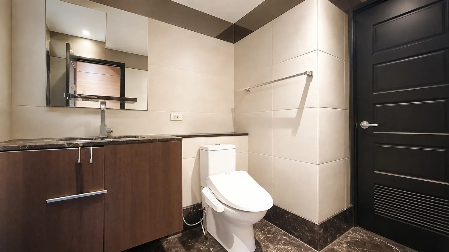 2 bedrooms apartment for sale in Xitun District, Taichung City | NT$ 28 000 000 | 16 ping slide 5