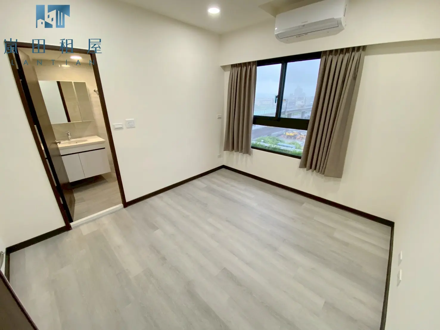 3 bedrooms apartment for rent in Qingshui District, Taichung City | NT$ 20 000 | 26 ping slide 4