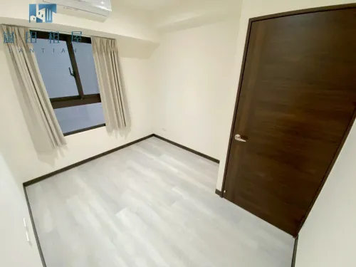 3 bedrooms apartment for rent in Qingshui District, Taichung City | NT$ 20 000 | 26 ping slide 3