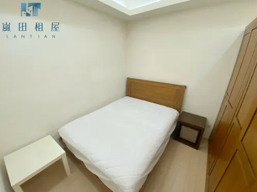 Studio apartment for rent in Xitun District, Taichung City | NT$ 18 800 | 13 ping slide 4
