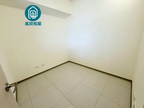 2 bedrooms apartment for rent in Nantun District, Taichung City | NT$ 27 000 | 16 ping slide 5