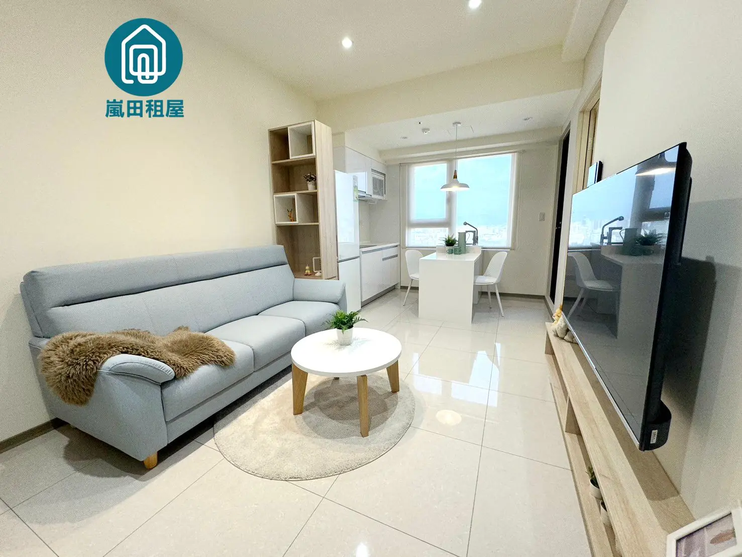 2 bedrooms apartment for rent in Nantun District, Taichung City | NT$ 27 000 | 16 ping slide 0