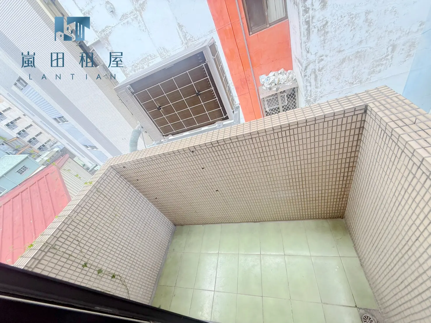 3 bedrooms apartment for rent in North District, Taichung City | NT$ 15 000 | 22 ping slide 7