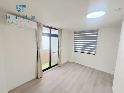 3 bedrooms apartment for rent in North District, Taichung City | NT$ 15 000 | 22 ping slide 1