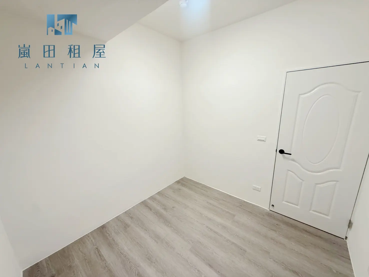 3 bedrooms apartment for rent in North District, Taichung City | NT$ 15 000 | 22 ping slide 4