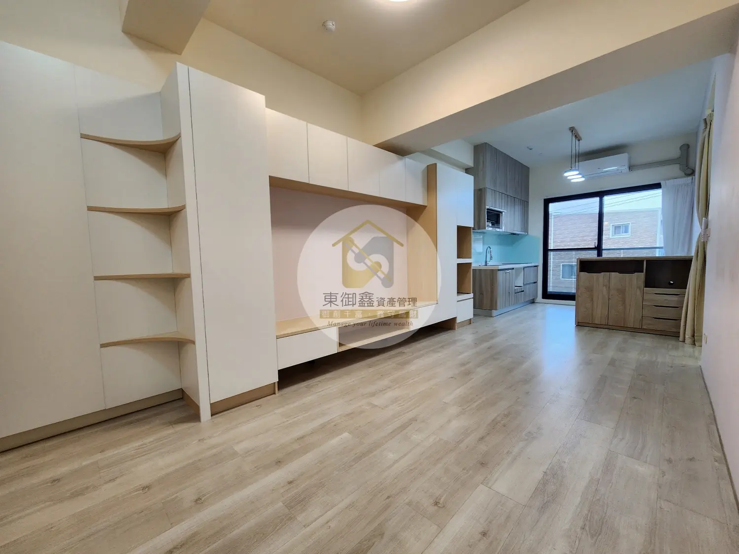 3 bedrooms apartment for sale TWD 12 500 000 - 20 ping - Shanhua District,Tainan City slide 2