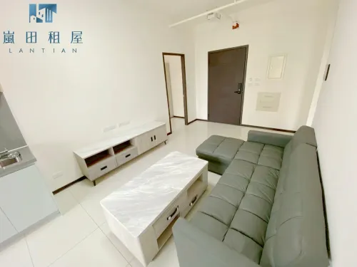 2 bedrooms apartment for rent in Qingshui District, Taichung City | NT$ 20 000 | 19 ping slide 2