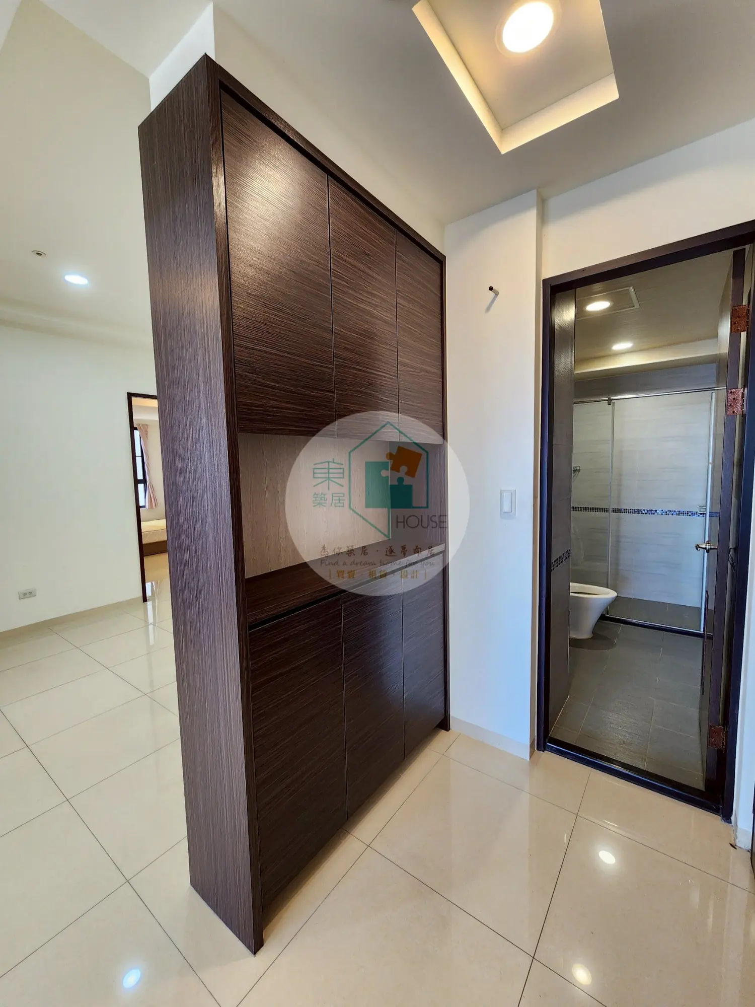3 bedrooms apartment for sale TWD 15 880 000 - 28 ping - Tainan City,Anping District slide 14