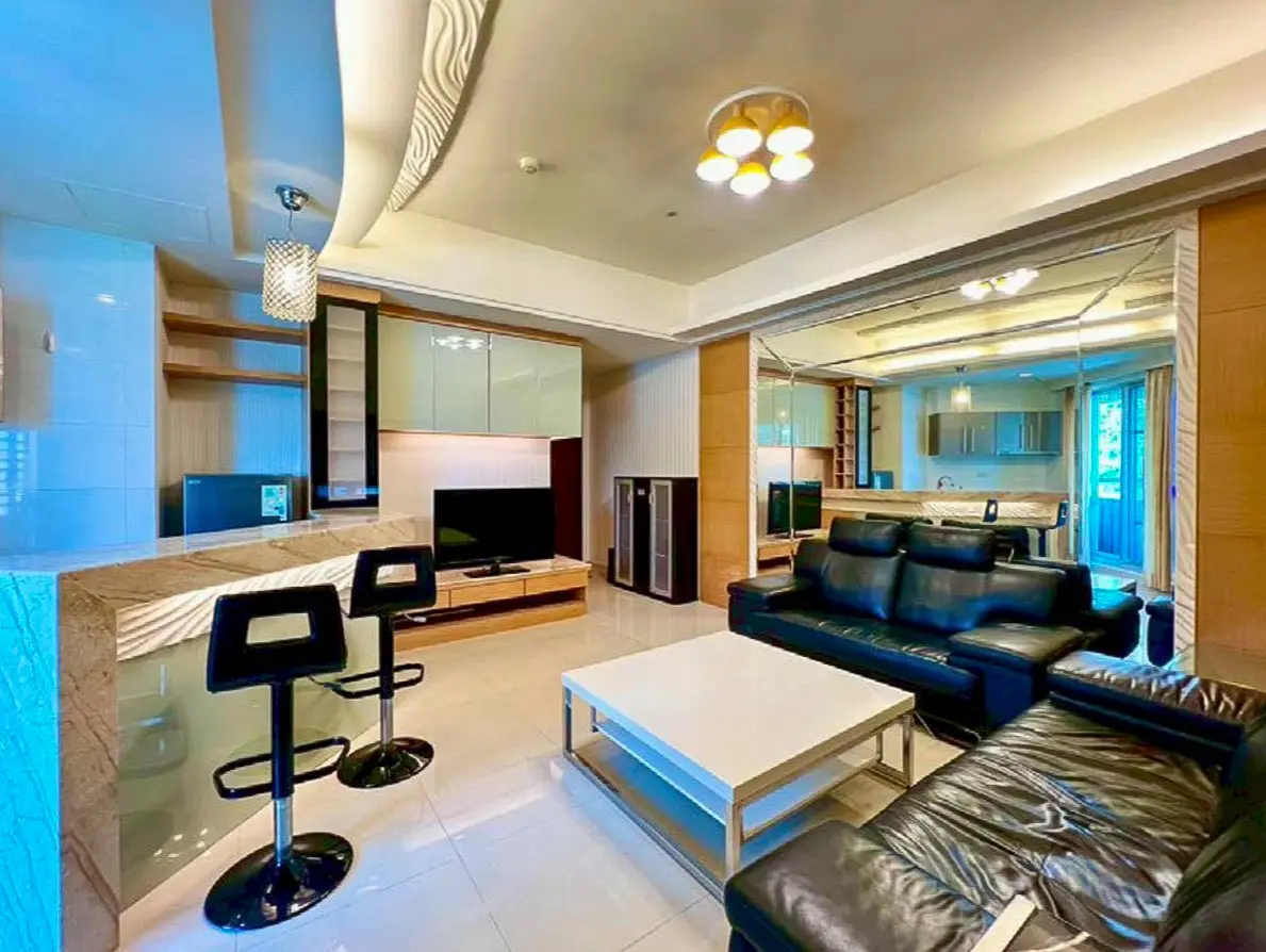 1 房 信義區, 台北市公寓出租 | NT$ 53 000 | 18 坪 slide 1
