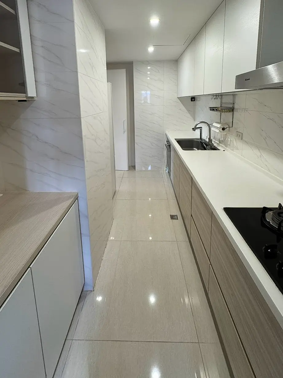 3 bedrooms apartment for rent in Datong District, Taipei City | NT$ 135 000 | 42 ping slide 3