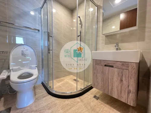 Apartment for rent TWD 35 800 - Section 1, Yonghua Road - 3 bedrooms
