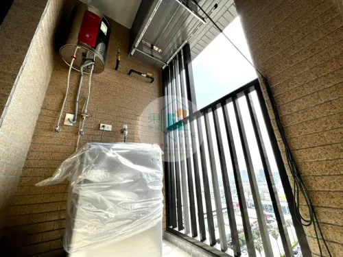 Apartment for rent TWD 26 000 - Section 1, Yonghua Road - 2 bedrooms