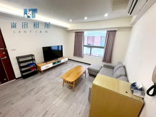 Apartment for rent NT$ 35 000 - Hongxiao Rd - 3 bedrooms