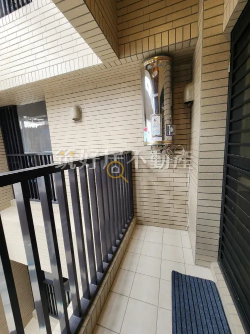 Apartment for rent TWD 29 800 - Section 2, Yonghua Road - 2 bedrooms