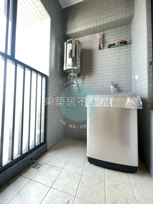 2 bedrooms apartment for sale in Anping District, Tainan City | NT$ 10 390 000 | 13 ping slide 10