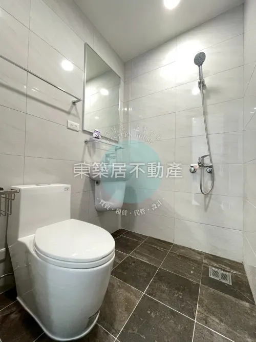 2 bedrooms apartment for sale in Anping District, Tainan City | NT$ 10 390 000 | 13 ping slide 9