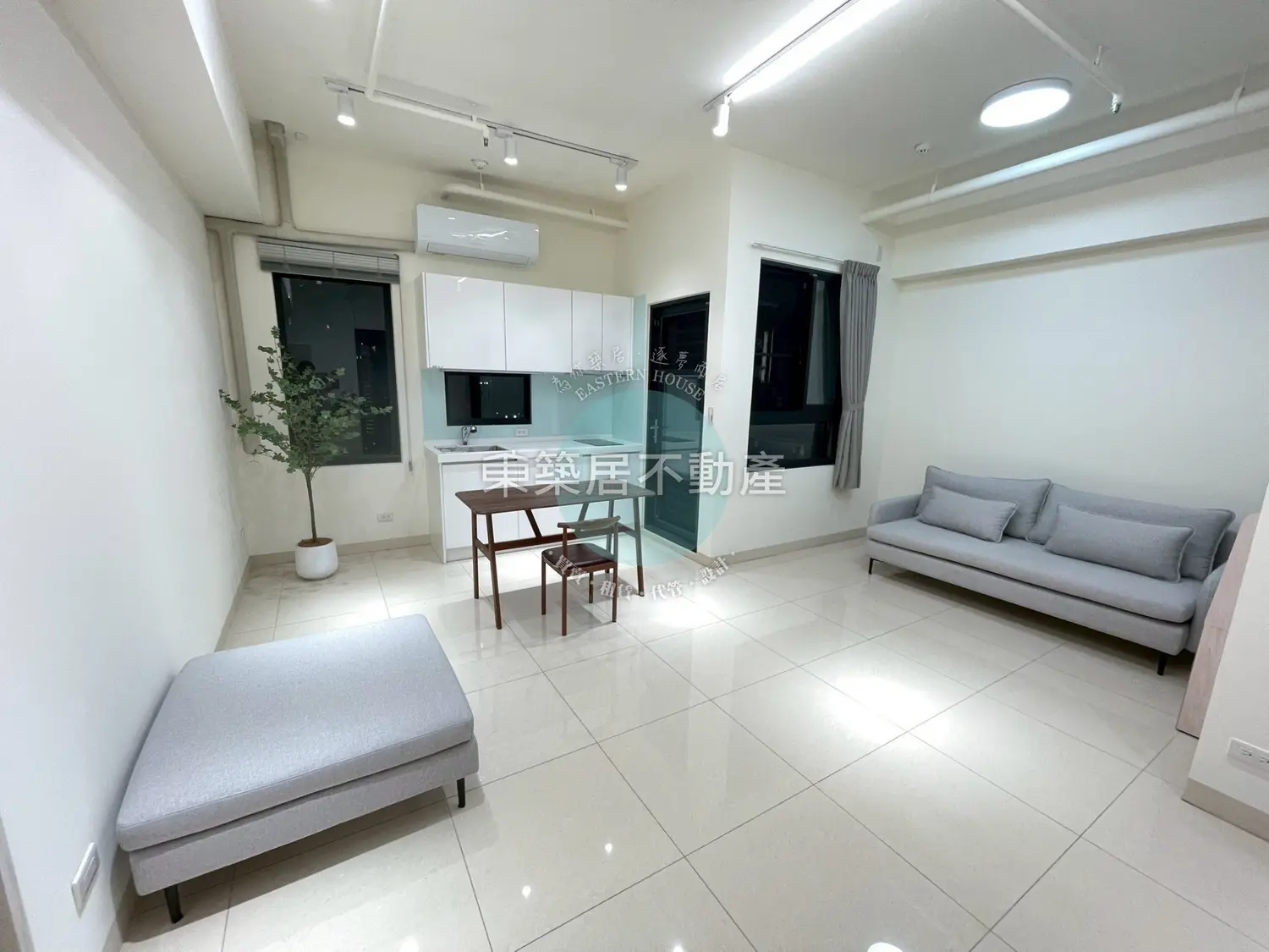 2 bedrooms apartment for sale in Anping District, Tainan City | NT$ 10 390 000 | 13 ping slide 0