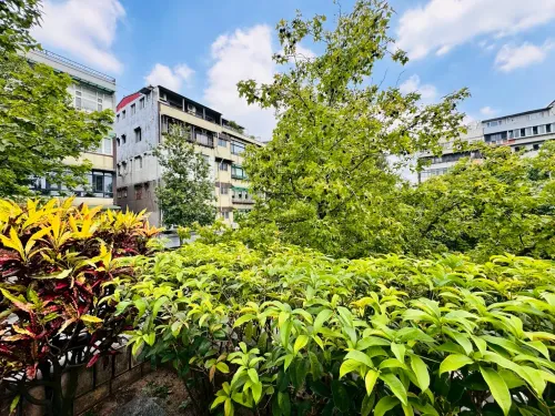 4 bedrooms apartment for sale in Songshan District, Taipei City | NT$ 88 880 000 | 44 ping slide 17