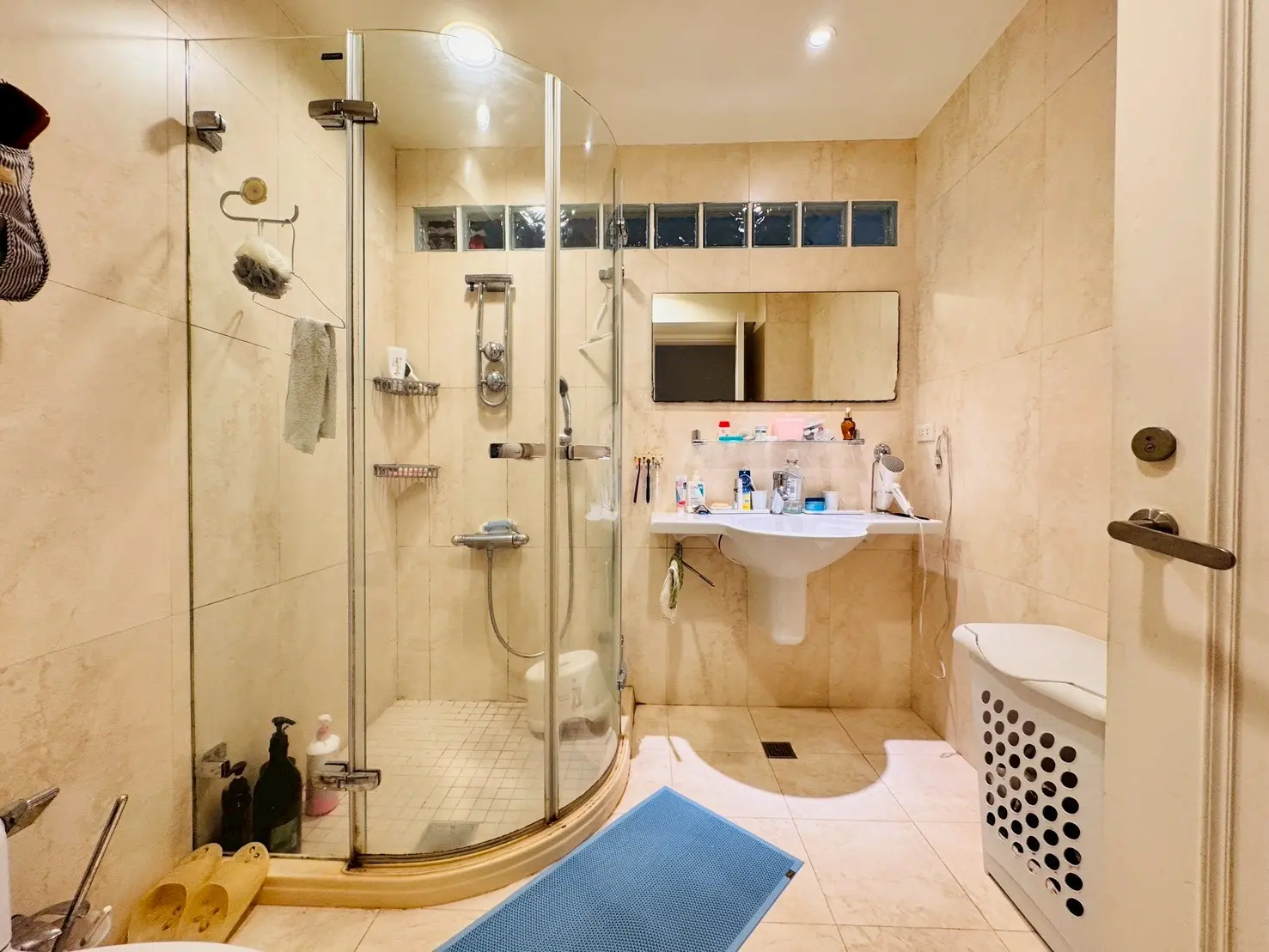 4 bedrooms apartment for sale in Songshan District, Taipei City | NT$ 88 880 000 | 44 ping slide 5