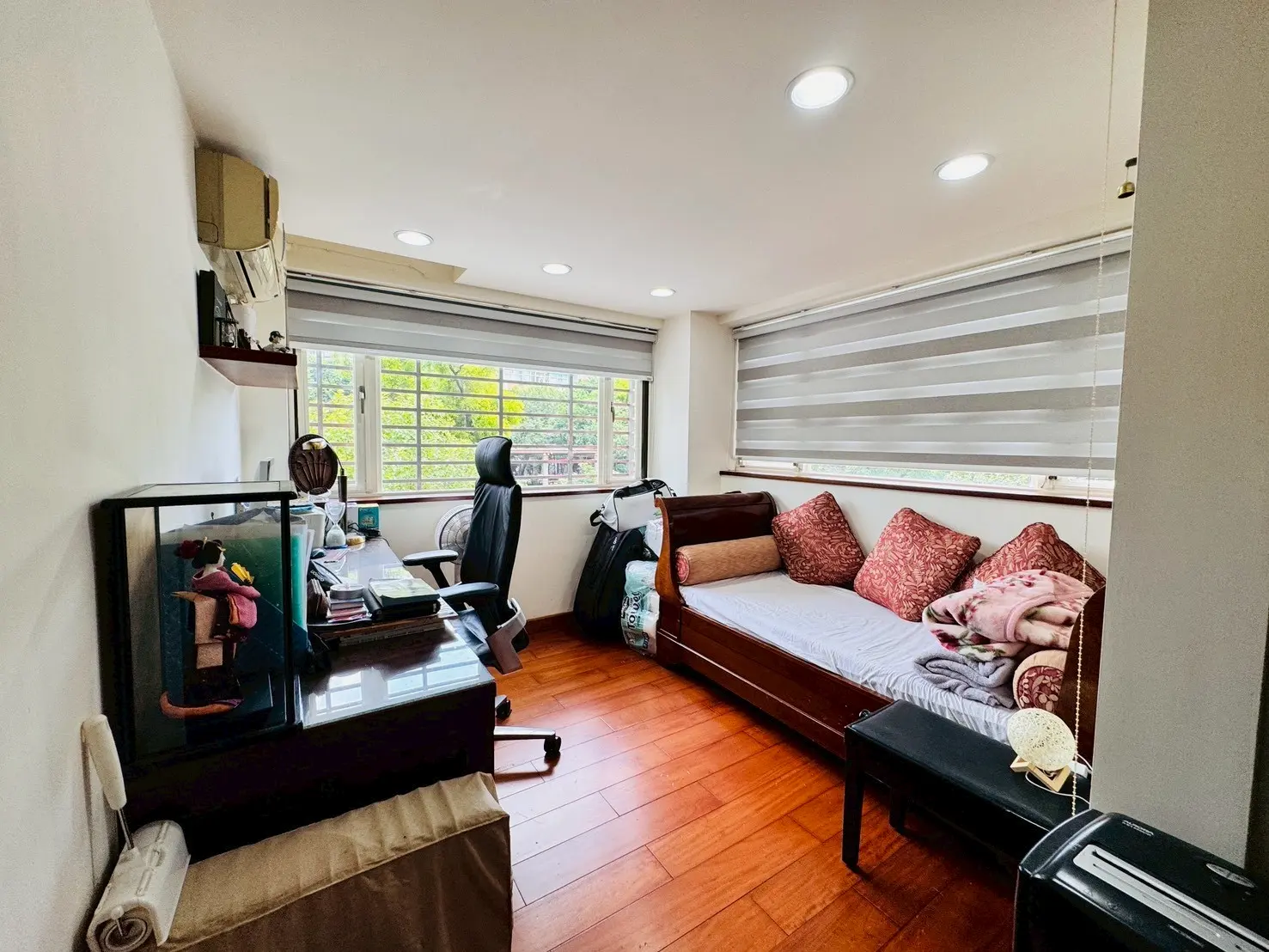 4 bedrooms apartment for sale in Songshan District, Taipei City | NT$ 88 880 000 | 44 ping slide 1