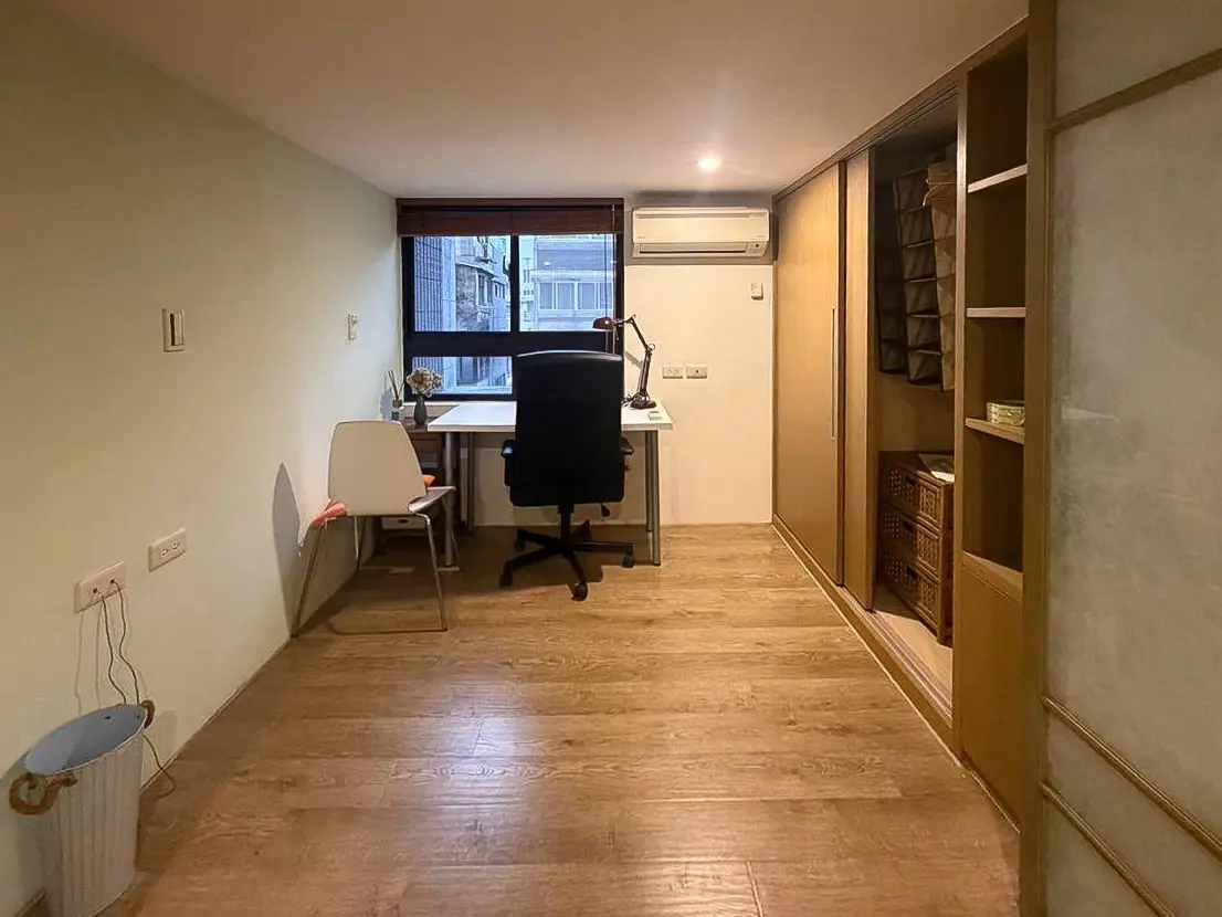 2 bedrooms apartment for rent in Daan District, Taipei City | NT$ 56 000 | 15 ping slide 11