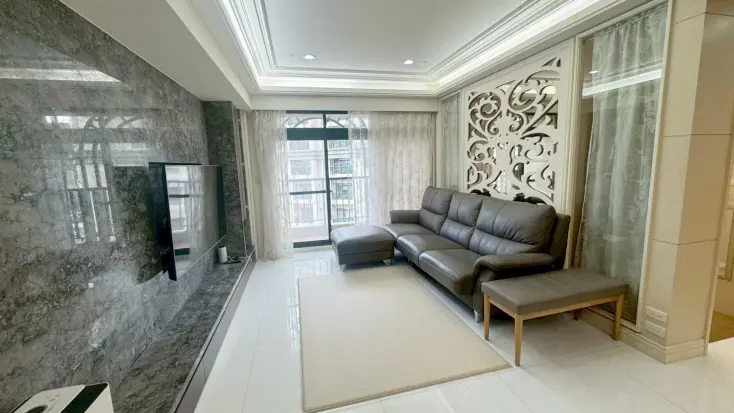 3 bedrooms apartment for rent in Shilin District, Taipei City | NT$ 100 000 | 36 ping slide 1