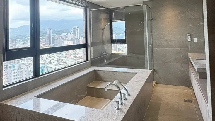 5 bedrooms apartment for rent in Beitou District, Taipei City | NT$ 350 000 | 93 ping slide 17