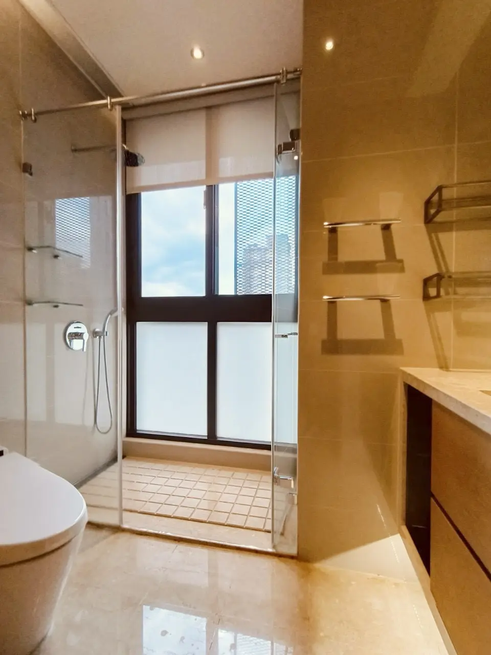 3 bedrooms apartment for rent in Zhongshan District, Taipei City | NT$ 210 000 | 61 ping slide 15