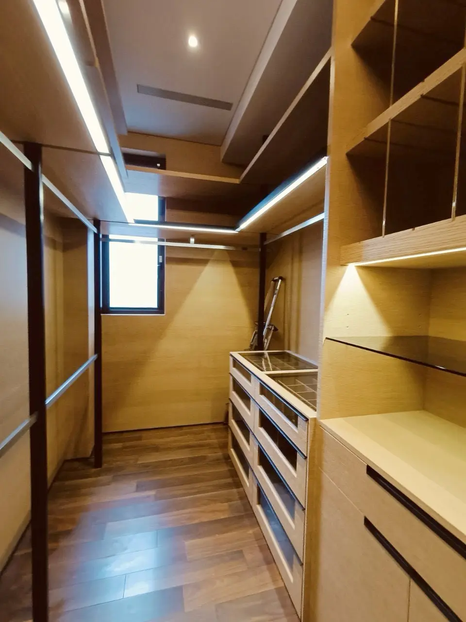3 bedrooms apartment for rent in Zhongshan District, Taipei City | NT$ 210 000 | 61 ping slide 9