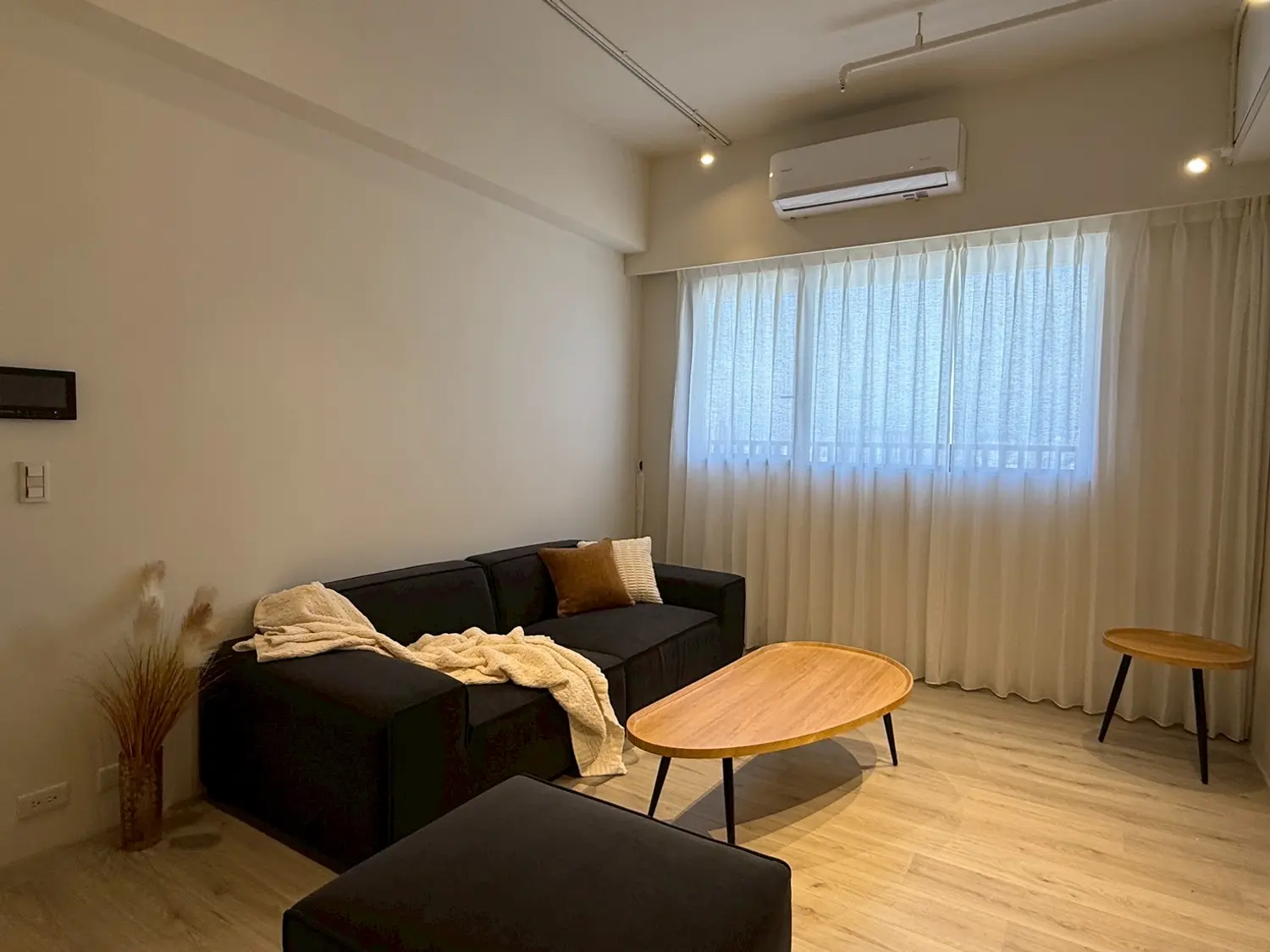 3 bedrooms apartment for rent TWD 29 000 - 28 ping - North District,Tainan City slide 1