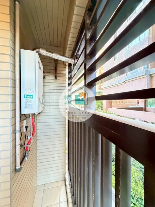 Apartment for rent TWD 22 000 - Section 2, Yonghua Road - 2 bedrooms