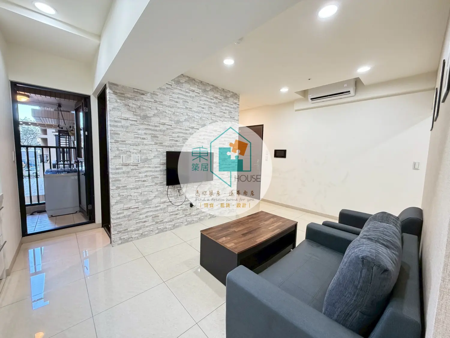 2 bedrooms apartment for rent TWD 22 000 - 13 ping - Anping District,Tainan City slide 1