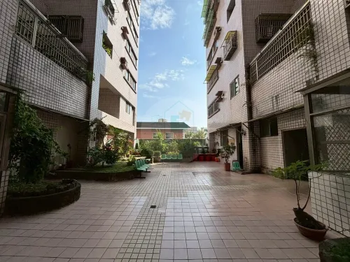Apartment for sale TWD 13 880 000 - Yidong Road - 3 bedrooms