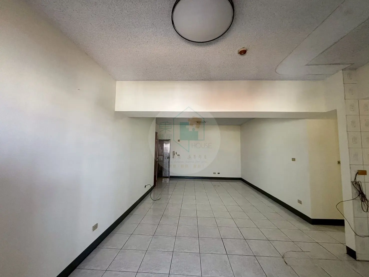 3 bedrooms apartment for sale in East District, Tainan City | TWD 13 880 000 | 27 ping slide 4