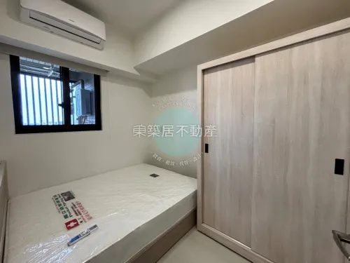 公寓 出租 NT$ 23 000 - 大學三十八街 - 2 房