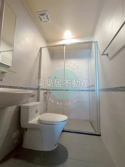公寓 出租 NT$ 37 000 - 永華五街 - 3 房