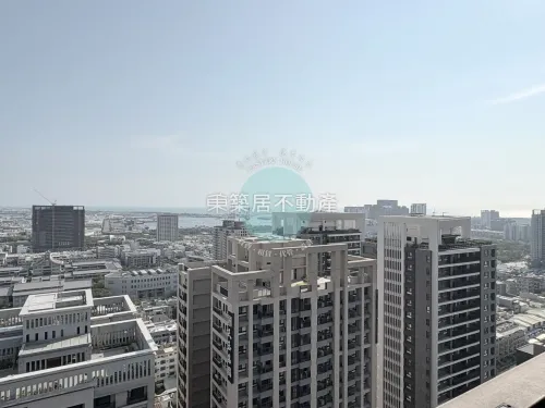 Apartment for rent TWD 40 800 - Section 2, Yonghua Road - 3 bedrooms