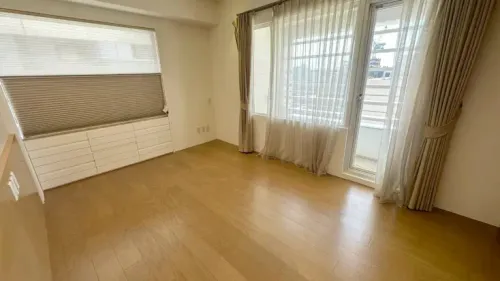 3 bedrooms apartment for rent in Zhongshan District, Taipei City | NT$ 135 000 | 45 ping slide 9