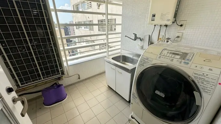 3 bedrooms apartment for rent in Zhongshan District, Taipei City | NT$ 135 000 | 45 ping slide 17