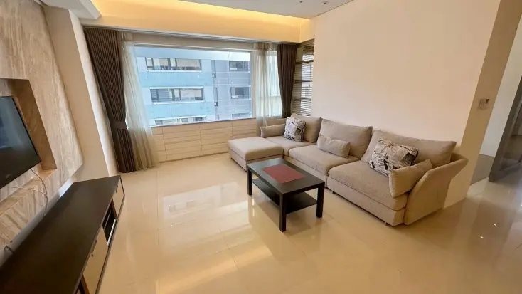3 bedrooms apartment for rent in Zhongshan District, Taipei City | NT$ 135 000 | 45 ping slide 2