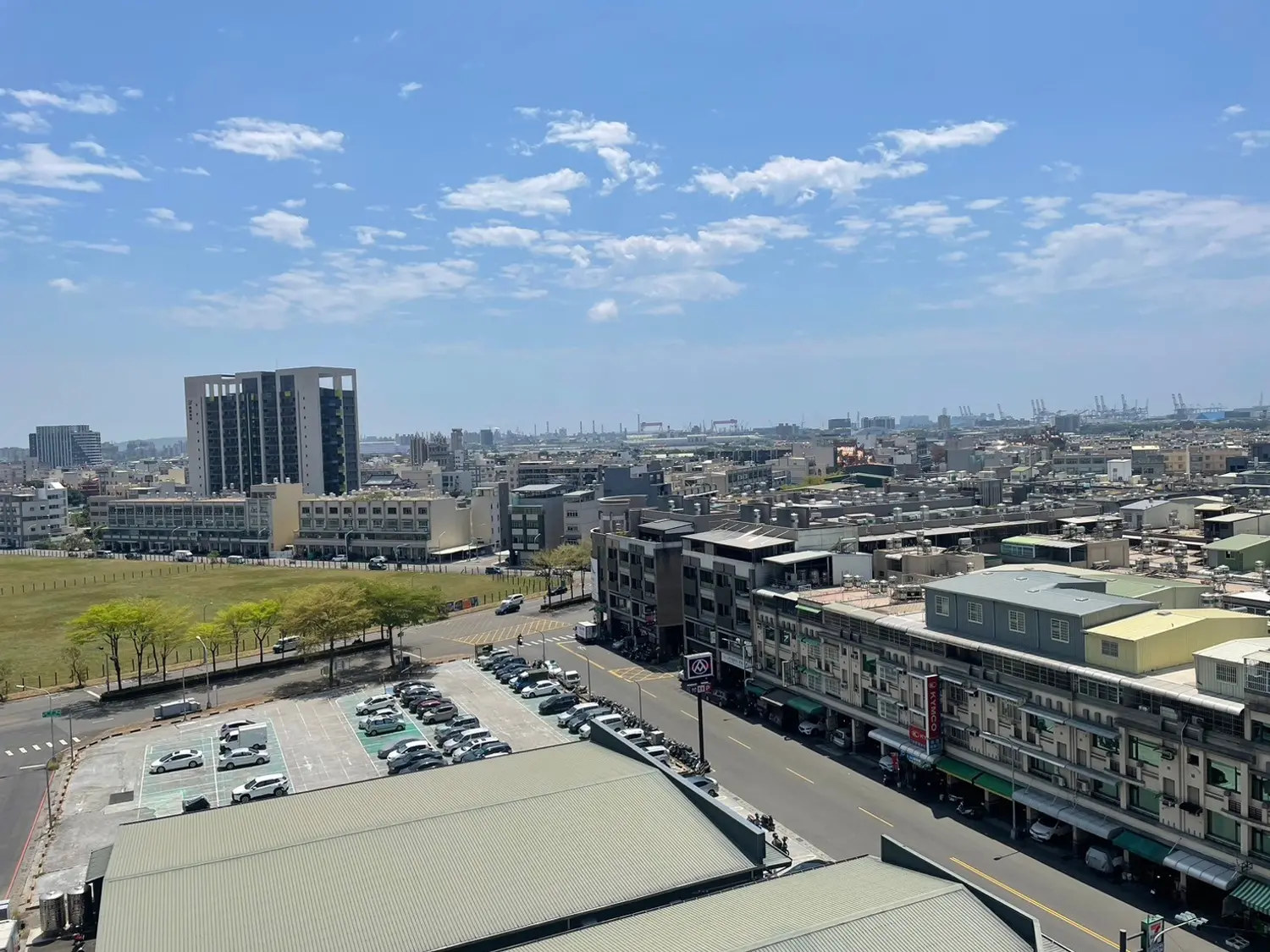 2 bedrooms apartment for rent TWD 25 000 - 14 ping - Fengshan District,Kaohsiung City slide 4