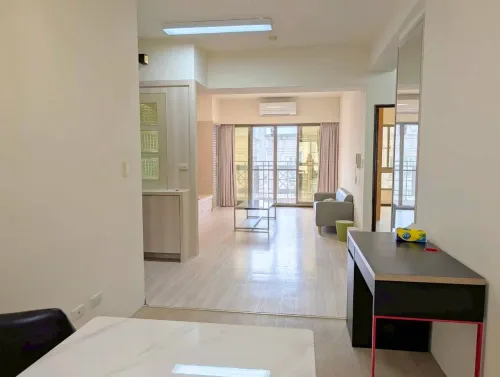 3 bedrooms apartment for rent in Lingya District, Kaohsiung City | NT$ 29 500 | 24 ping slide 2