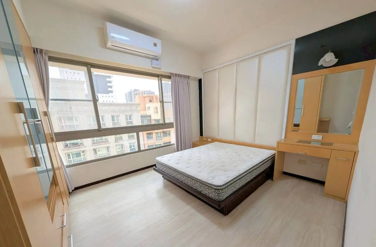 3 bedrooms apartment for rent in Lingya District, Kaohsiung City | NT$ 29 500 | 24 ping slide 3