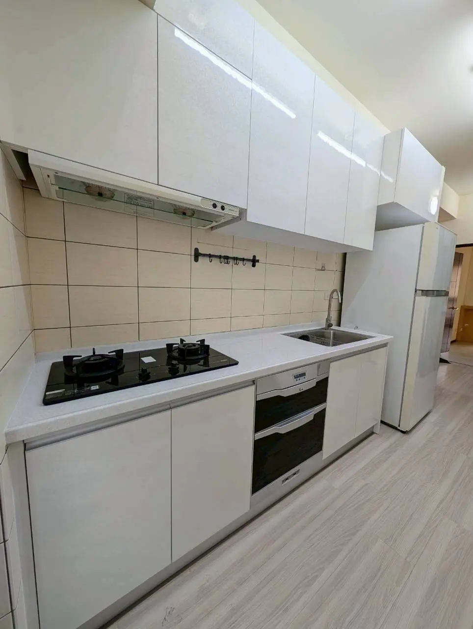 3 bedrooms apartment for rent in Lingya District, Kaohsiung City | NT$ 29 500 | 24 ping slide 7