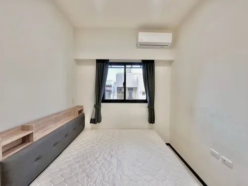 Apartment for rent TWD 24 500 - Section 3, Wenxin Rd - 1 room